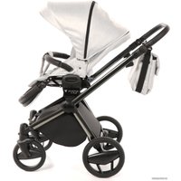 Универсальная коляска Invictus V-Plus (2 в 1, 01)