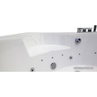 Ванна Wellis Tivoli 150х150 WK00127 (с гидромассажем)