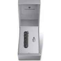 Мультитул Victorinox Classic Brilliant Carbon 0.6221.90 (черный/серебристый)