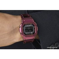 Наручные часы Casio G-Shock GMW-B5000RD-4E