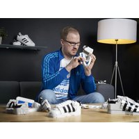 Конструктор LEGO 10282 Кроссовки adidas Originals Superstar