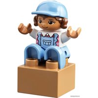 Конструктор LEGO Duplo 10946 Семейное приключение на микроавтобусе