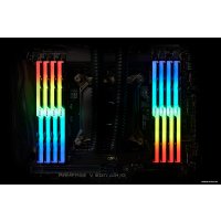 Оперативная память G.Skill Trident Z RGB 2x8GB DDR4 PC4-32000 F4-4000C14D-16GTZR