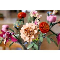 Конструктор LEGO The Botanical Collection 10342 Красивый розовый букет цветов