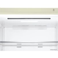 Холодильник LG DoorCooling+ GC-B569PECM