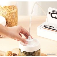 Вакуумный упаковщик Xiaoda XD-ZKFKJ01 (китайская версия, белый)