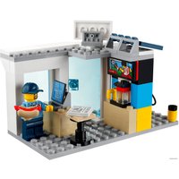 Конструктор LEGO City 60257 Станция технического обслуживания