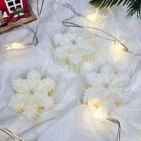 Свеча Flame Whisper Снежинка (без аромата)