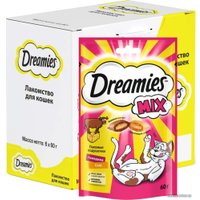 Лакомство для кошек Dreamies лакомые подушечки Mix с говядиной и сыром 60 г (6 упаковок)