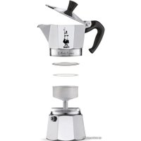 Гейзерная кофеварка Bialetti Moka Express (3 порции)