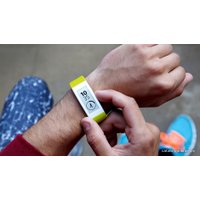 Фитнес-браслет Sony SmartBand Talk SWR30 (черный)