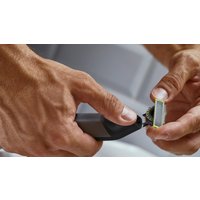 Универсальный триммер Philips OneBlade Pro 360 Face + Body QP6552/15