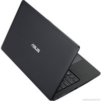 Ноутбук ASUS X200MA-KX242D