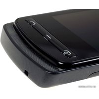 Телефон Nokia 700