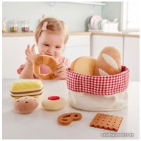 Набор игрушечных продуктов Hape Корзина хлеба E3168-HP