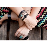 Фитнес-браслет Samsung Smart Charm (черный) [EI-AN920BBEG]