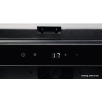 Винный шкаф Electrolux EWUS052B5B