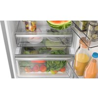 Холодильник Bosch Serie 6 KGN39AICT