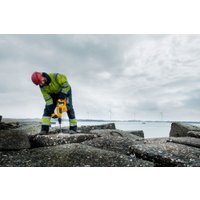 Перфоратор DeWalt DCH481X2 (с 2-мя АКБ, кейс)