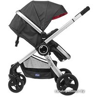 Универсальная коляска Chicco Urban