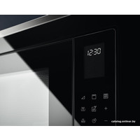 Микроволновая печь Electrolux LMS4253TMX