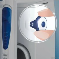 Электрическая зубная щетка и ирригатор Oral-B WaterJet Cleaning system OC16.523.1U + Pro 700