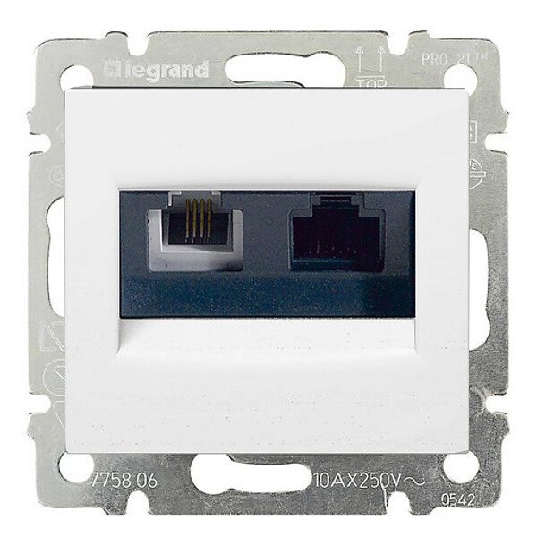 

Розетка компьютерная Legrand Valena 770080 (белый)