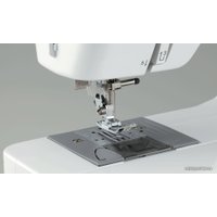 Электромеханическая швейная машина Brother HF 37