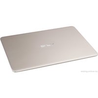 Ноутбук ASUS Zenbook UX305CA-FB121T