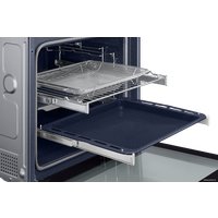 Электрический духовой шкаф Samsung Bespoke NV7B7997AAA/WT