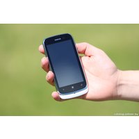 Телефон Nokia Lumia 610