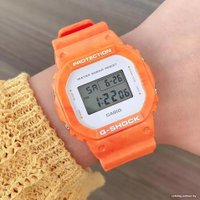 Наручные часы Casio G-Shock DW-5600WS-4E