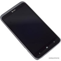 Телефон HTC Titan II