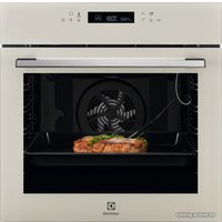 Электрический духовой шкаф Electrolux LOE7C31S