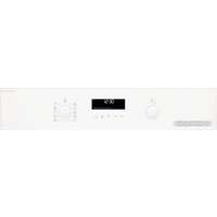 Электрический духовой шкаф Electrolux SteamBake 600 EOD6C77WV