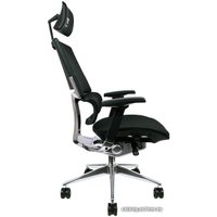 Офисное кресло Thermaltake CyberChair E500 GGC-EG5-BBLFDM-01 (черный)