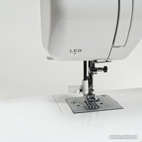 Электромеханическая швейная машина Janete 987P (белый)