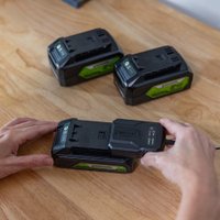 Зарядное устройство Greenworks G24UC2 (24В)