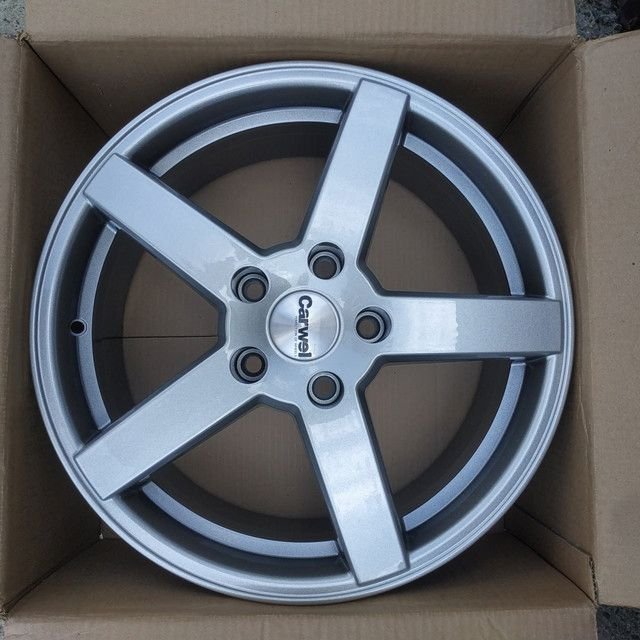 

Литые диски Carwel Дон 261 17x7" 5x108мм DIA 67.1мм ET 42мм SB