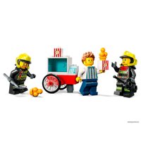 Конструктор LEGO City 60375 Пожарная часть и пожарная машина