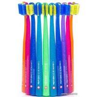 Ортодонтическая щетка Curaprox Ortho Ultrasoft 5460