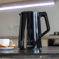 Электрический чайник Sencor SWK 0590BK