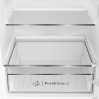 Холодильник Indesit IBD 18