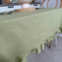 Скатерть ОМурМебель 200x150см прямоугольная с рюшами (зеленый)