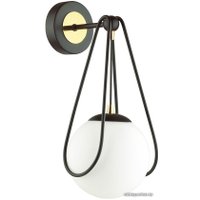 Бра Odeon Light Carol 4268/1W