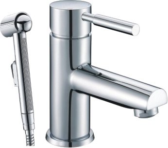 

Смеситель с лейкой для биде Wasserkraft Main 4108
