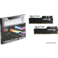 Оперативная память G.Skill Trident Z RGB 2x8GB DDR4 PC4-24000 F4-3000C15D-16GTZR