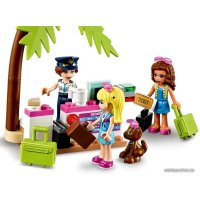 Конструктор LEGO Friends 41429 Самолёт в Хартлейк Сити