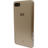 Смартфон BQ BQ-5002G Fun (золотистый)