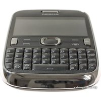 Кнопочный телефон Nokia Asha 302